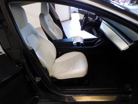 2020 Tesla Model 3 Long Range