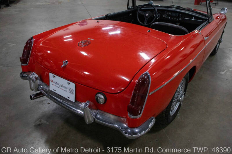 1965 MG MGB