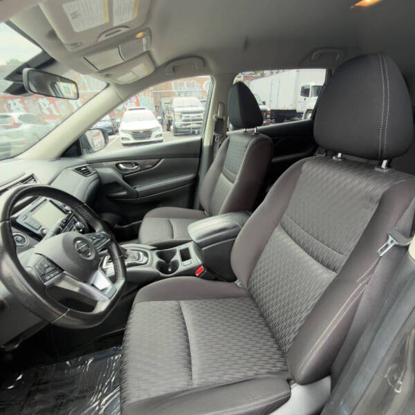 2019 Nissan Rogue SV