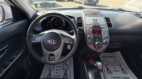 2011 Kia Soul +