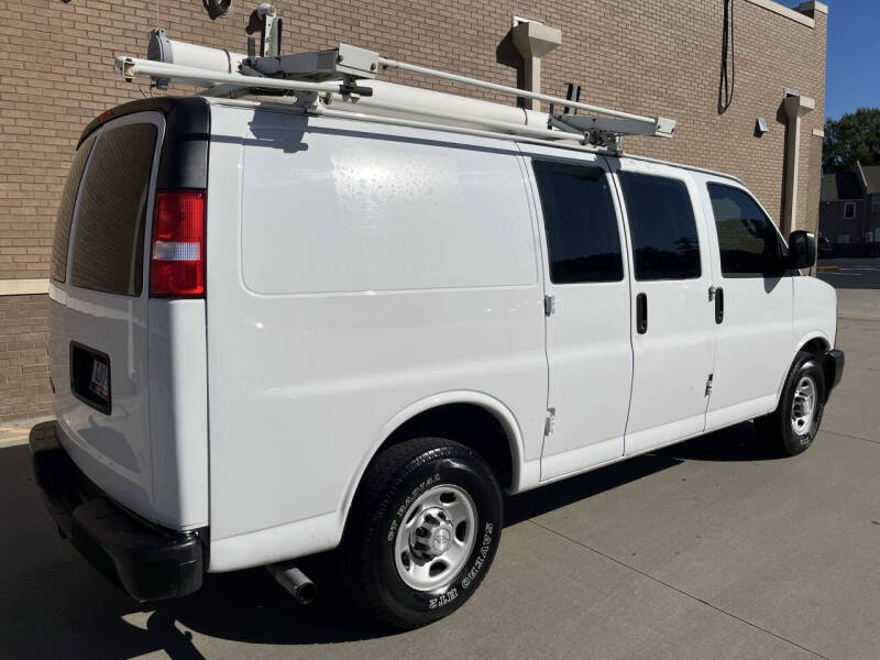 2017 Chevrolet Express 2500