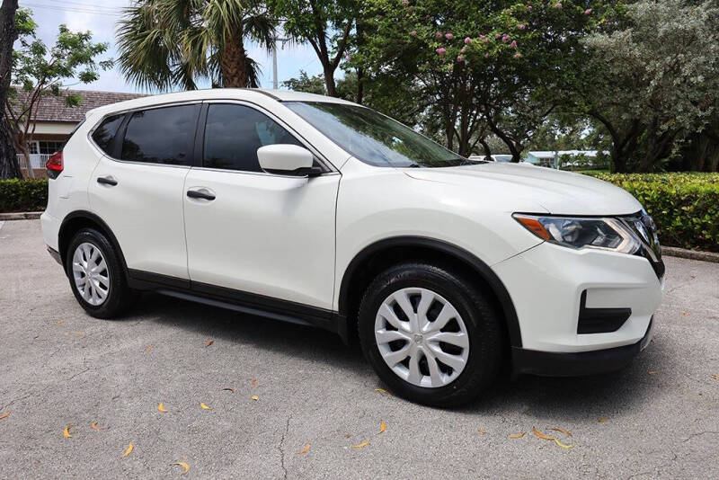 2017 Nissan Rogue S