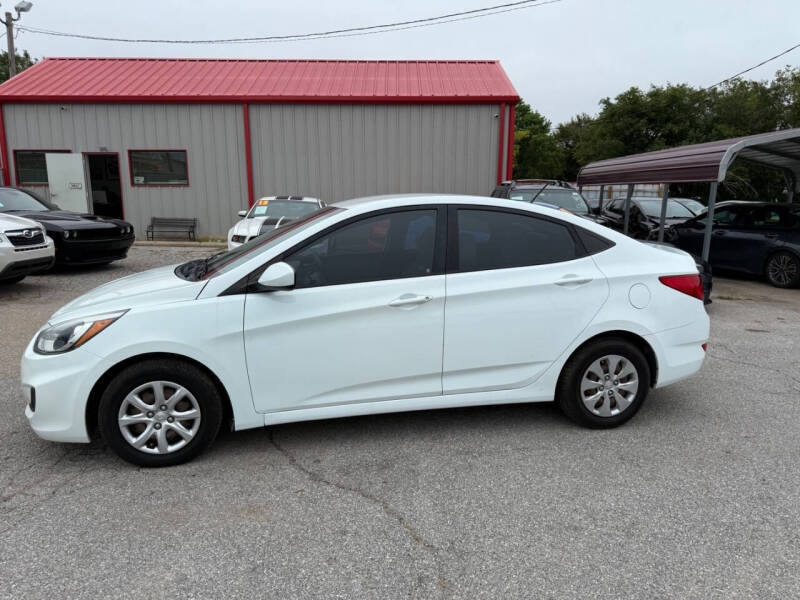 2016 Hyundai Accent SE