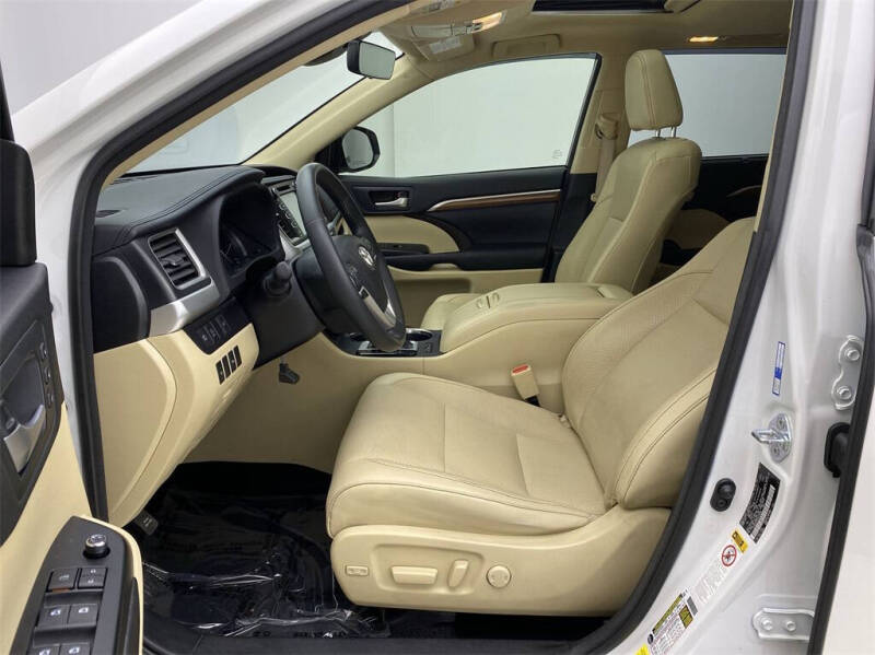 2017 Toyota Highlander