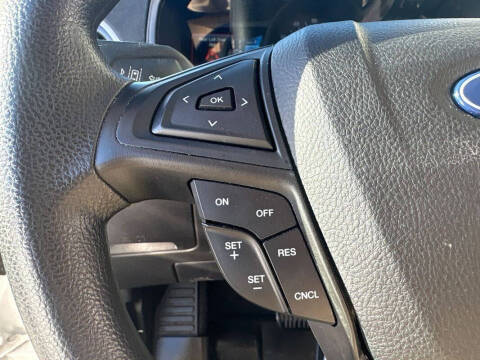 2023 Ford Edge SE