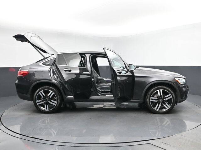 2021 Mercedes-Benz GLC GLC 300 4MATIC