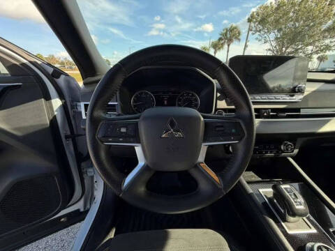 2024 Mitsubishi Outlander