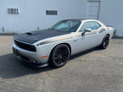 2022 Dodge Challenger