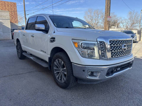 2017 Nissan Titan SL