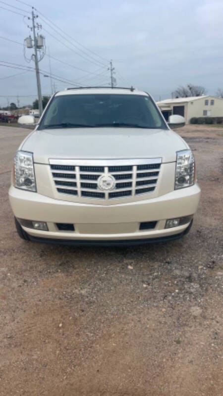 2011 Cadillac Escalade Luxury