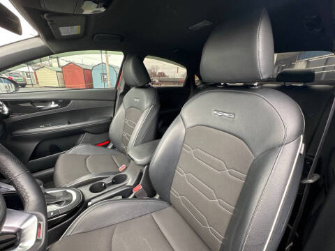 2020 Kia Forte GT Line