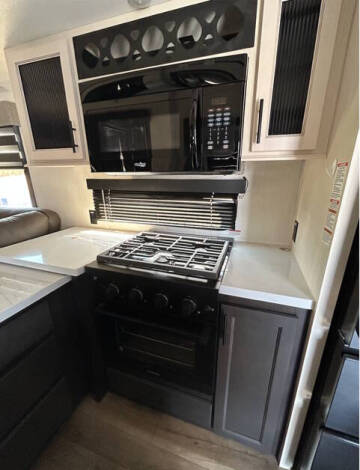 2025 Forest River Sabre 33RLP