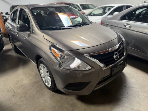 2015 Nissan Versa 1.6 S