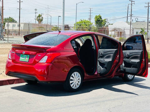 2018 Nissan Versa SV