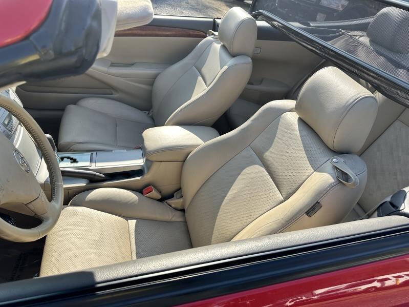 2006 Toyota Camry Solara SLE photo 11