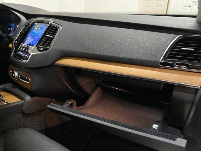 2025 Volvo XC90 T8 Plus Bright Theme 7P