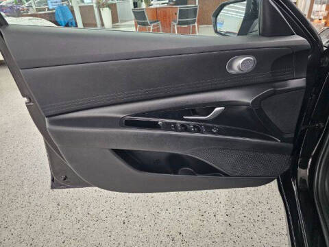 2023 Hyundai Elantra