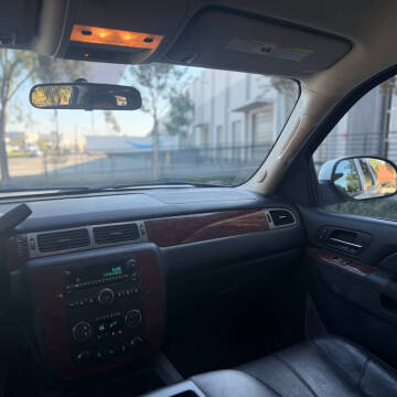 2013 Chevrolet Suburban LT