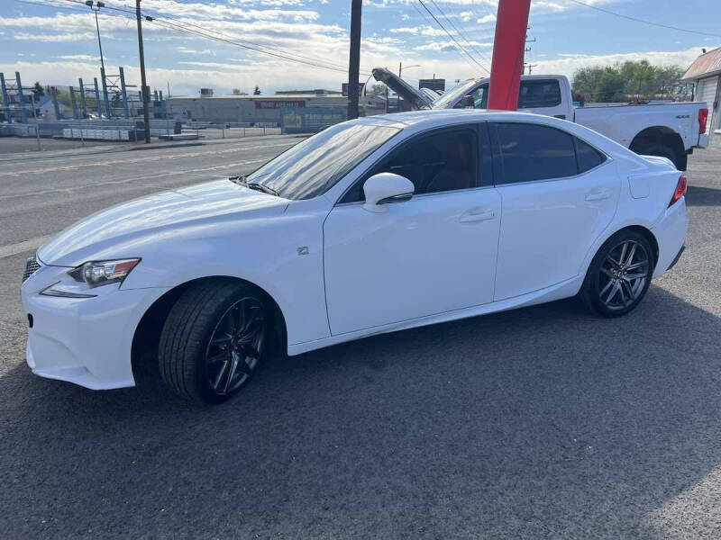 2016 Lexus IS 200t