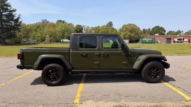 2021 Jeep Gladiator Willys