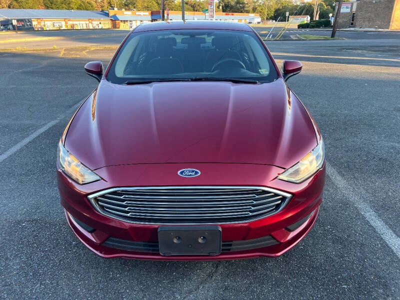 2017 Ford Fusion Hybrid SE photo 9