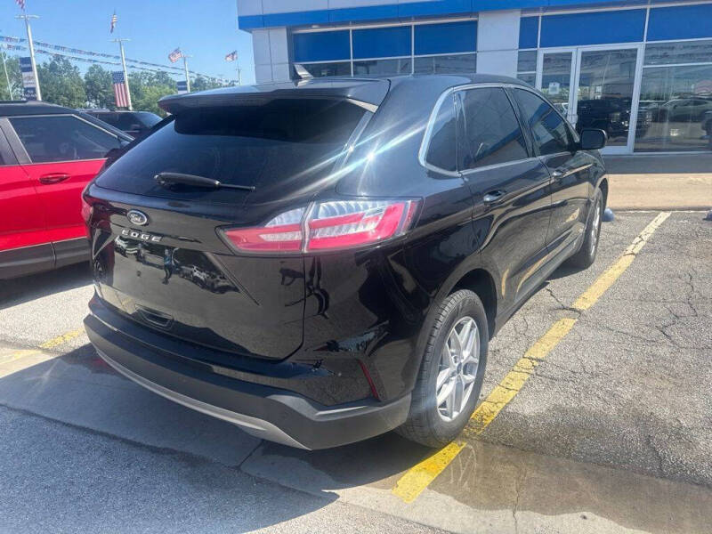 2021 Ford Edge SEL