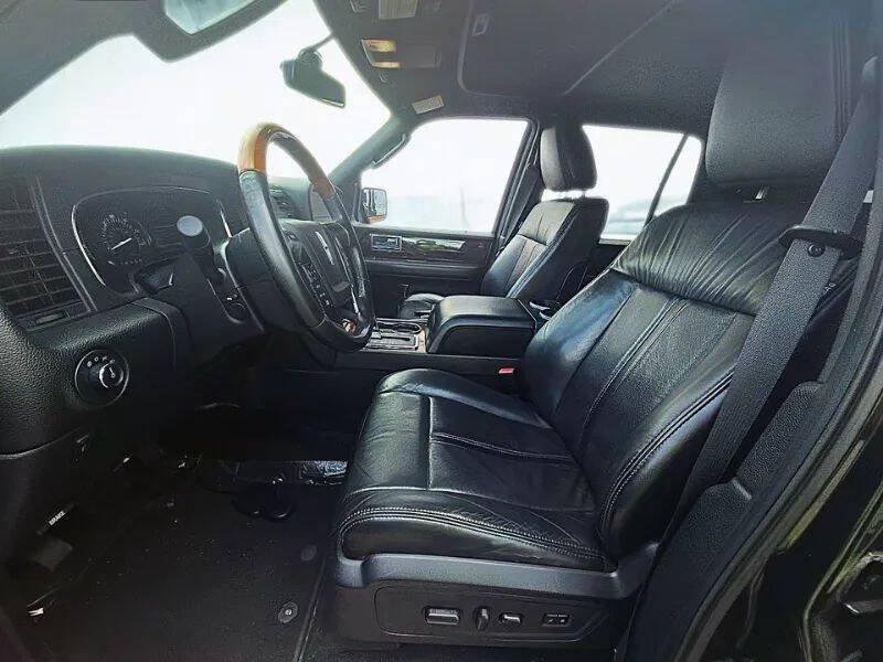 2016 Lincoln Navigator Select