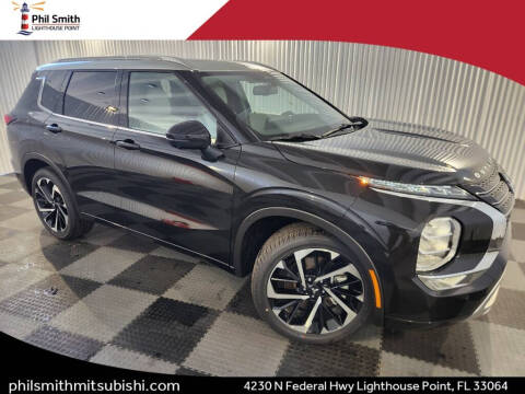 2024 Mitsubishi Outlander for sale at PHIL SMITH AUTOMOTIVE GROUP - Phil Smith Kia in Lighthouse Point FL