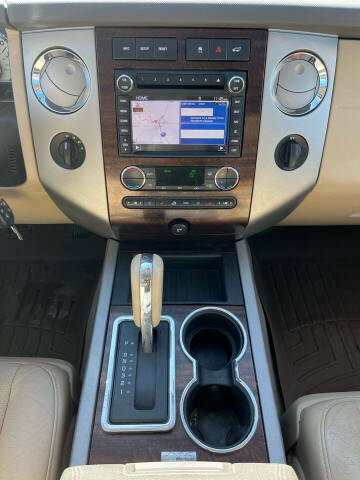 2011 Ford Expedition XLT