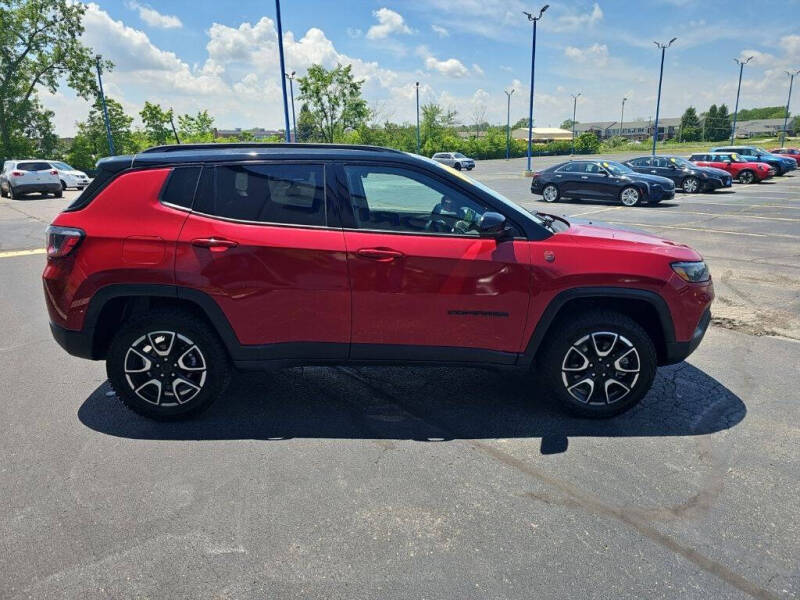 2025 Jeep Compass Trailhawk
