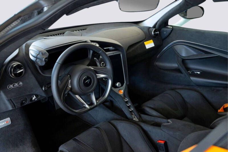 2026 McLaren 750S