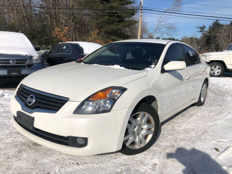 2009 Nissan Altima for sale at Royal Crest Motors in Haverhill MA