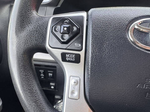 2014 Toyota Tundra SR5