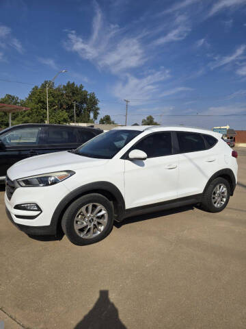 2016 Hyundai Tucson for sale at ADVANTAGE AUTO SALES in Enid OK