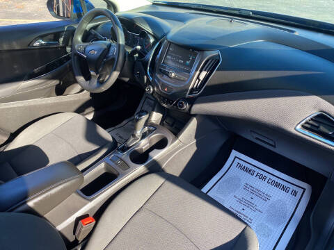 2017 Chevrolet Cruze LT Auto