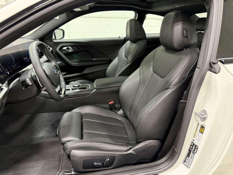 2025 BMW 2 Series 230i xDrive