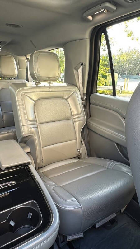 2019 Lincoln Navigator L Reserve