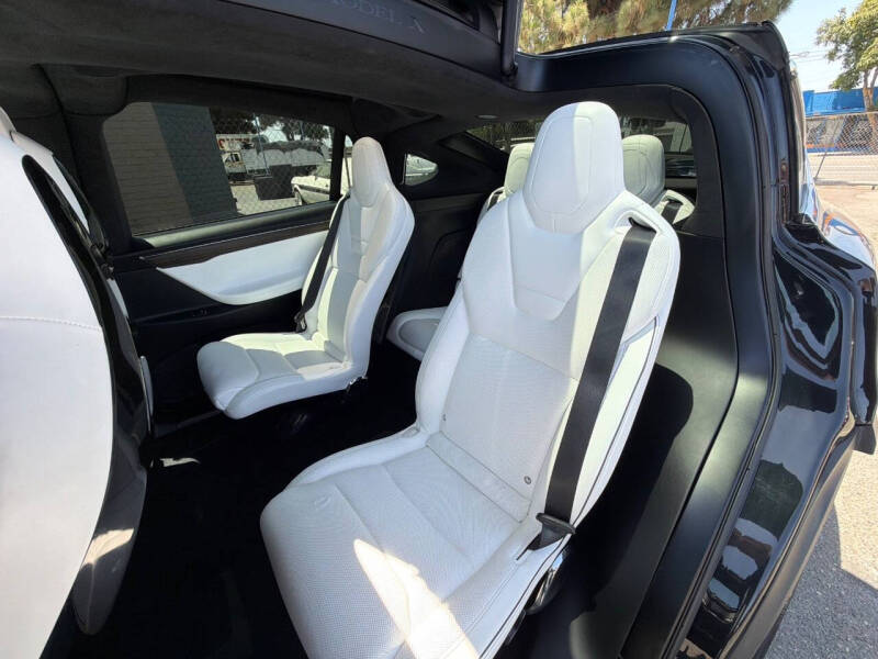 2016 Tesla Model X P90D