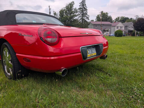 2002 Ford Thunderbird Deluxe