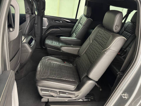 2023 Cadillac Escalade-V ESV