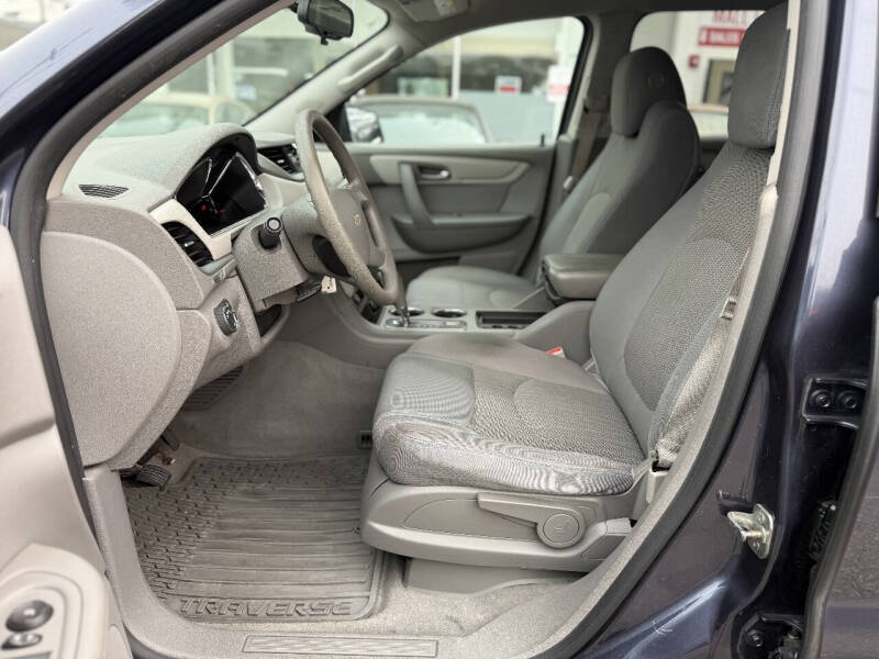 2013 Chevrolet Traverse LS