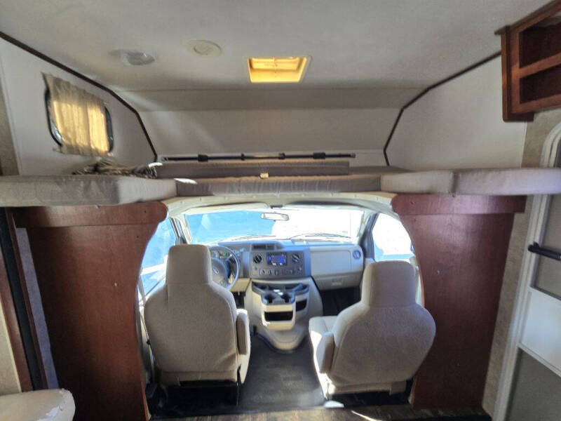 2013 Ford E-Series E-450 SD