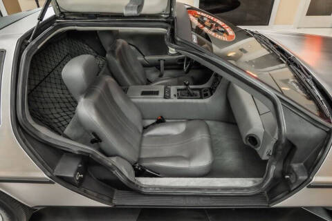 1981 DeLorean DMC-12