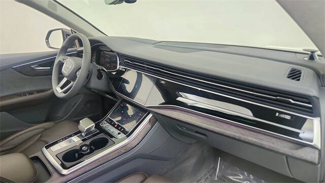 2023 Audi Q8 quattro Prestige 55 TFSI