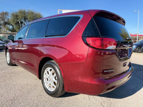 2018 Chrysler Pacifica Touring