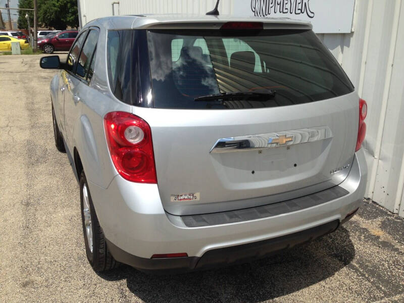 Used 2014 Chevrolet Equinox LS with VIN 2GNALAEK7E6318215 for sale in Beardstown, IL