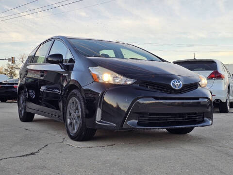 2017 Toyota Prius v Three