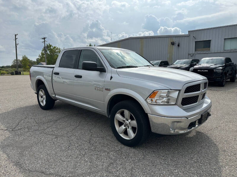 2017 RAM 1500 SLT
