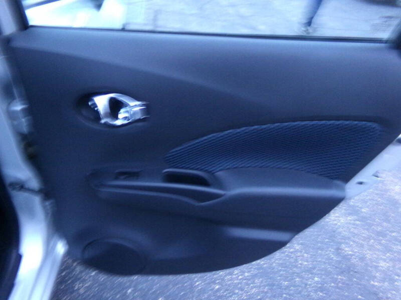 2015 Nissan Versa Note SV