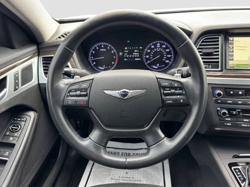 2017 Genesis G80